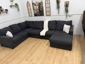 Sectional Couch - Free Delivery