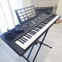 Yamaha PSR-W300 76-Key Digital Keyboard With Stand And Pedal
