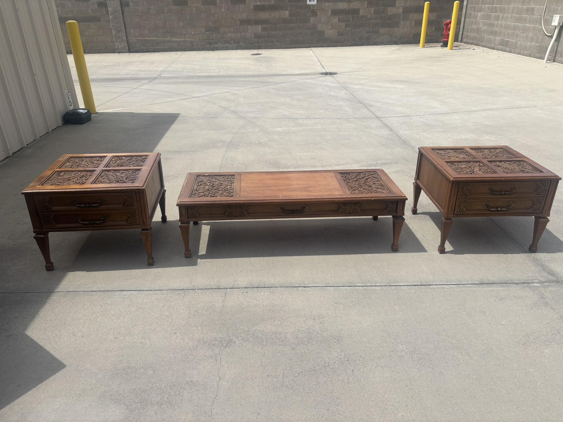 Coffee And End Tables