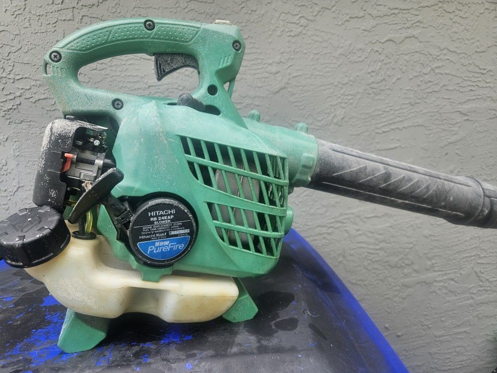 Hitachi Leaf Blower 