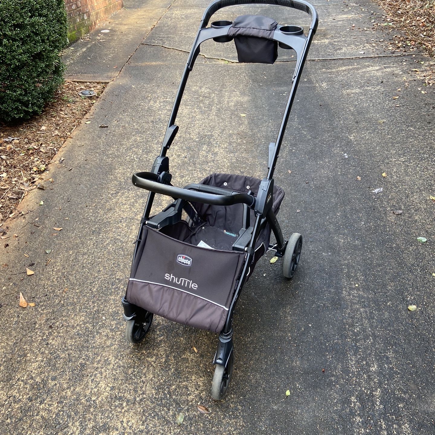 Chicco shuttle frame stroller hot sale