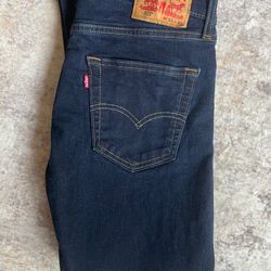 Levi jeans
