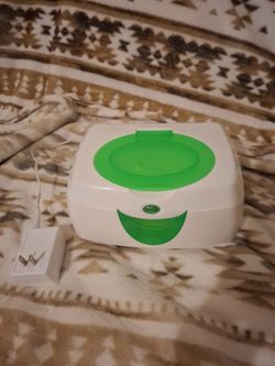 Wipe warmer