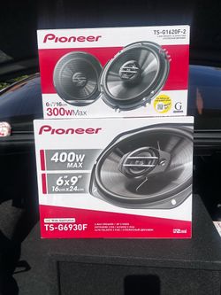 Pioneer speaker bundle
