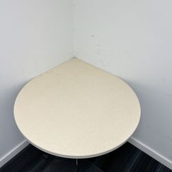 Round Table For The Corner 