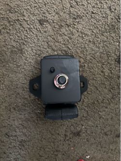 2000-20006 tundra 4.7 motor mounts