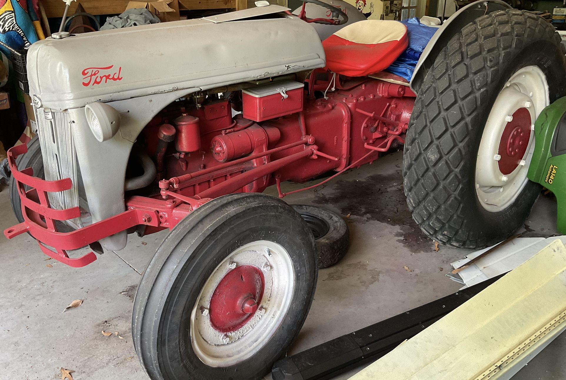 Ford Tractor 2N. 1947