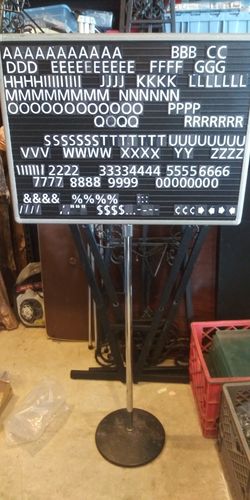 QUARTET ADJUSTABLE MAGNETIC LETTER SIGN