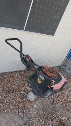 BLACK+DECKER 18" Electric Lawn Mower