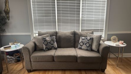 Two Sofa’s and a love seat 1200