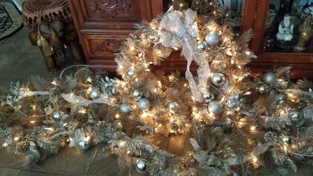 Lighted set