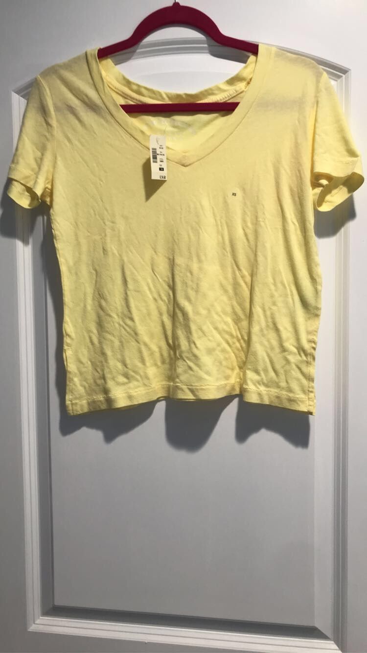 Yellow Aeropostale Shirt | Cropped | XS