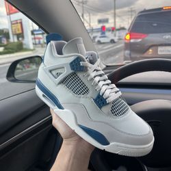 Jordan 4 Retro “Military Blue” (2024) Size 11