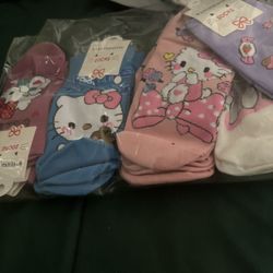 Calcetines de la Hello Kitty un par tres dólares 2 × 5