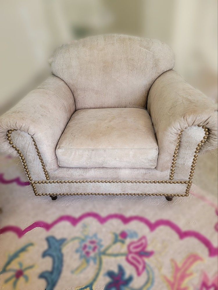 2 FlexiSteel Cowhide Leather Arm Chairs