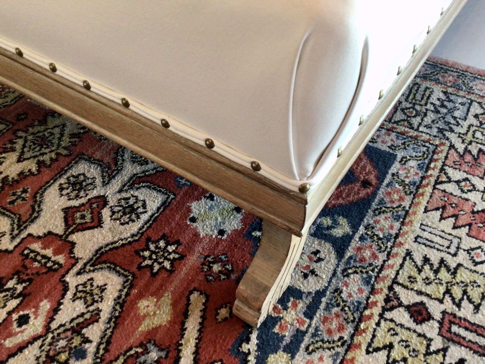 Fabulous Chaise / Fainting Couch In Pristine Condition Newly Reupholstered and Includes Custom