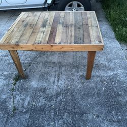 Farmhouse Table From Reclaimed Wood
