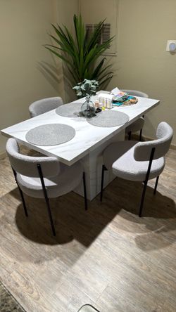 Table for 4 with Chairs