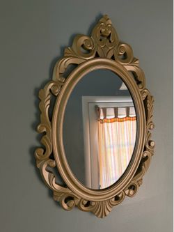 Vintage-Inspired Oval Rococo Gold Wall Mirror – 24” Decorative Accent Mirror