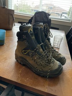 Sportiva Boots