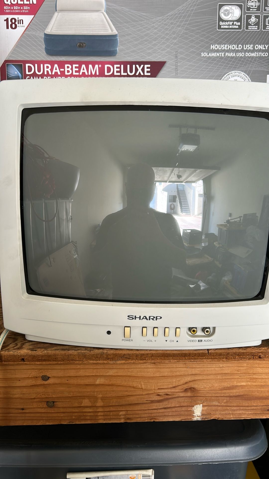 Sharp 13 inch color Tv