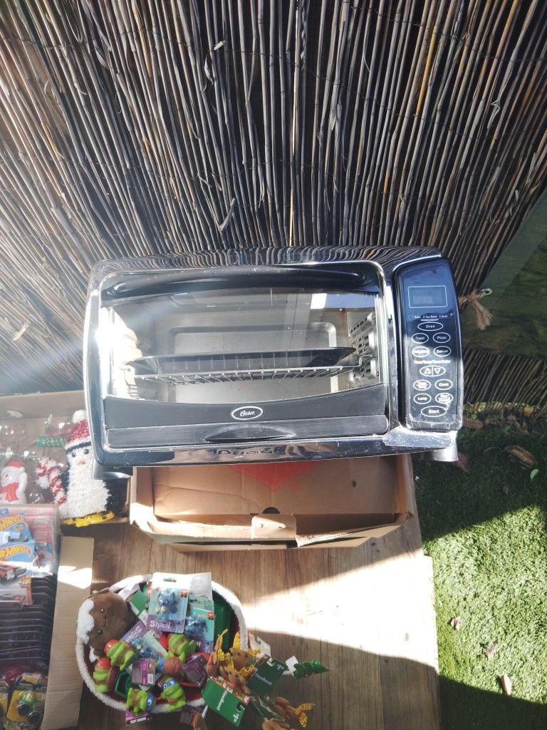 Oster Toaster Oven $15