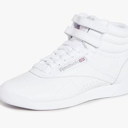 SIZE 10 Hightop Reebok Sneaker