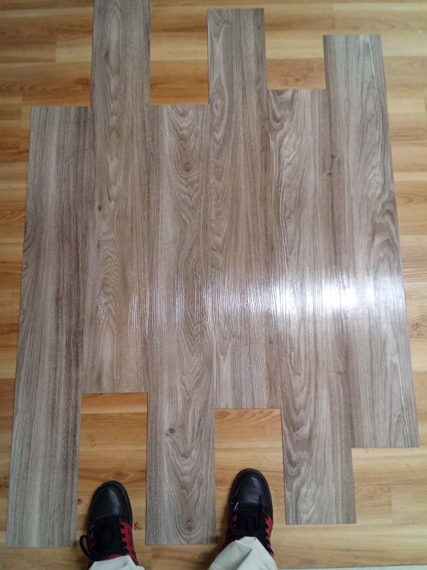STEAL DEAL! Luxury Vinyl Plank Flooring - 460 SQ FT