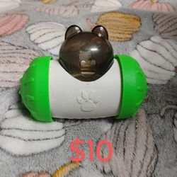 Pet Treat Dispenser 