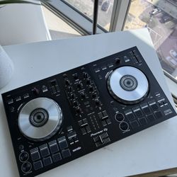 Pioneer DJ DDJ-SB3 Controller Deck