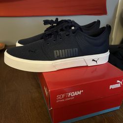 Puma Sneakers