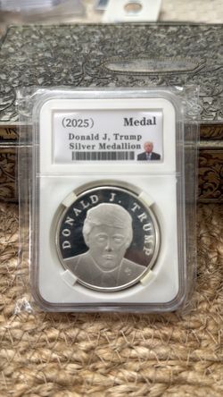 Limited Donald trump Proof coin 1oz Troy of silver (2pcs)