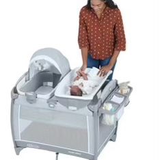 Graco Pack And Play Day2dream Bassinet Deluxe Playard 