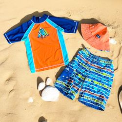 Uv Skinz Boys 3-piece Swim Set, UPF 50+ Sun Protection (7, Blue/Orange Surfboards)