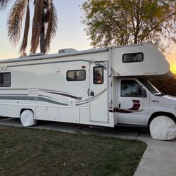 2000 Ford E450