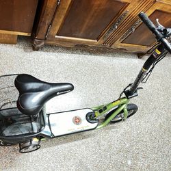 Schwinn S 500 Electric Moped can Be Folded