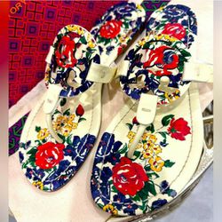 Tory Burch Designer Miller Floral Multi color sandals thongs flip flops Size 7