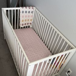 Crib and changing table set 