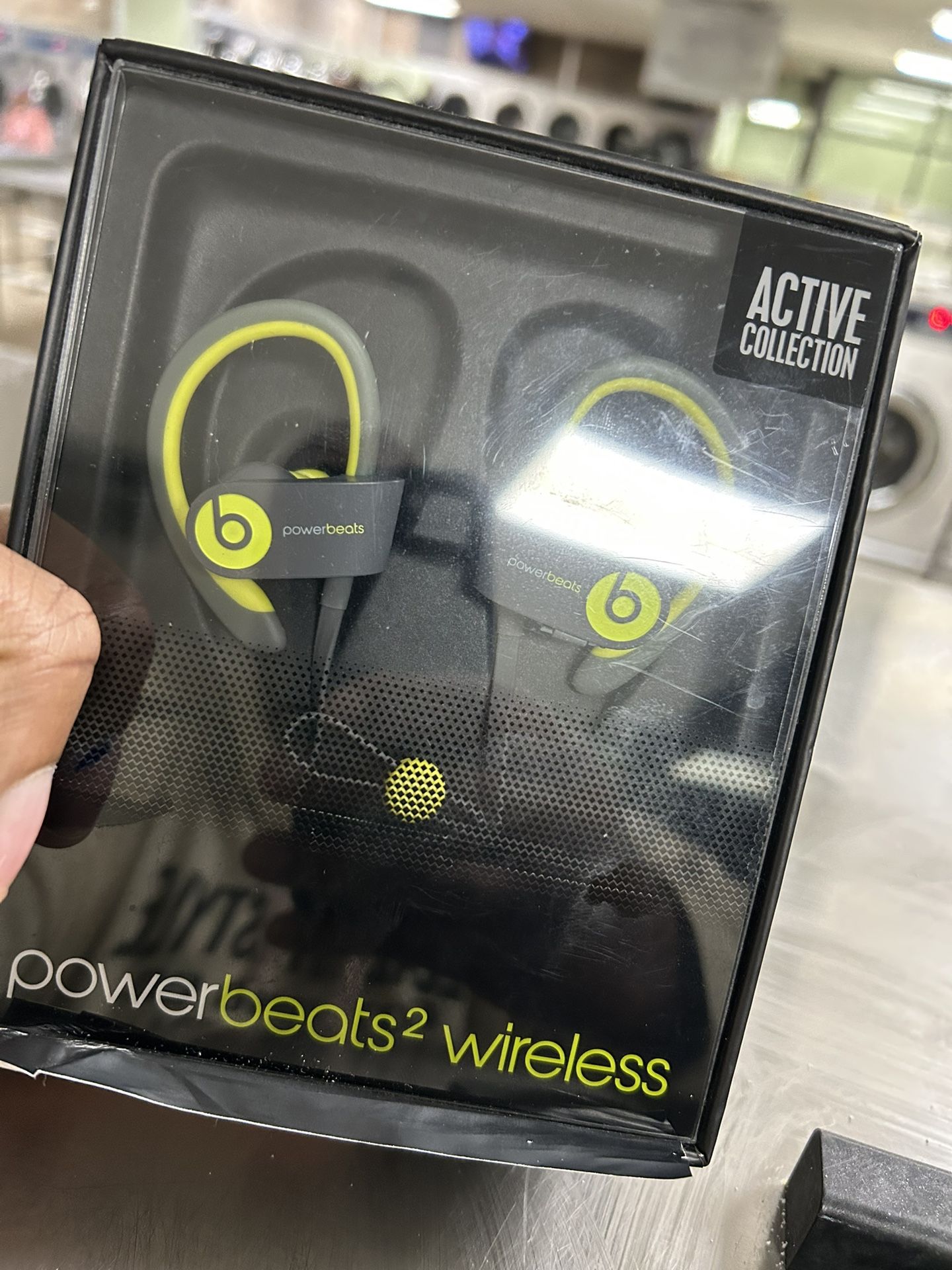 Powerbeats 2 wireless