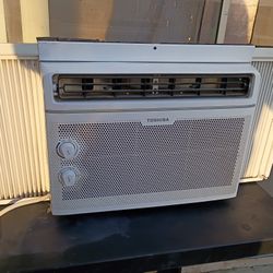 Toshiba Window AC