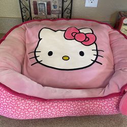 Hello kitty pet bed