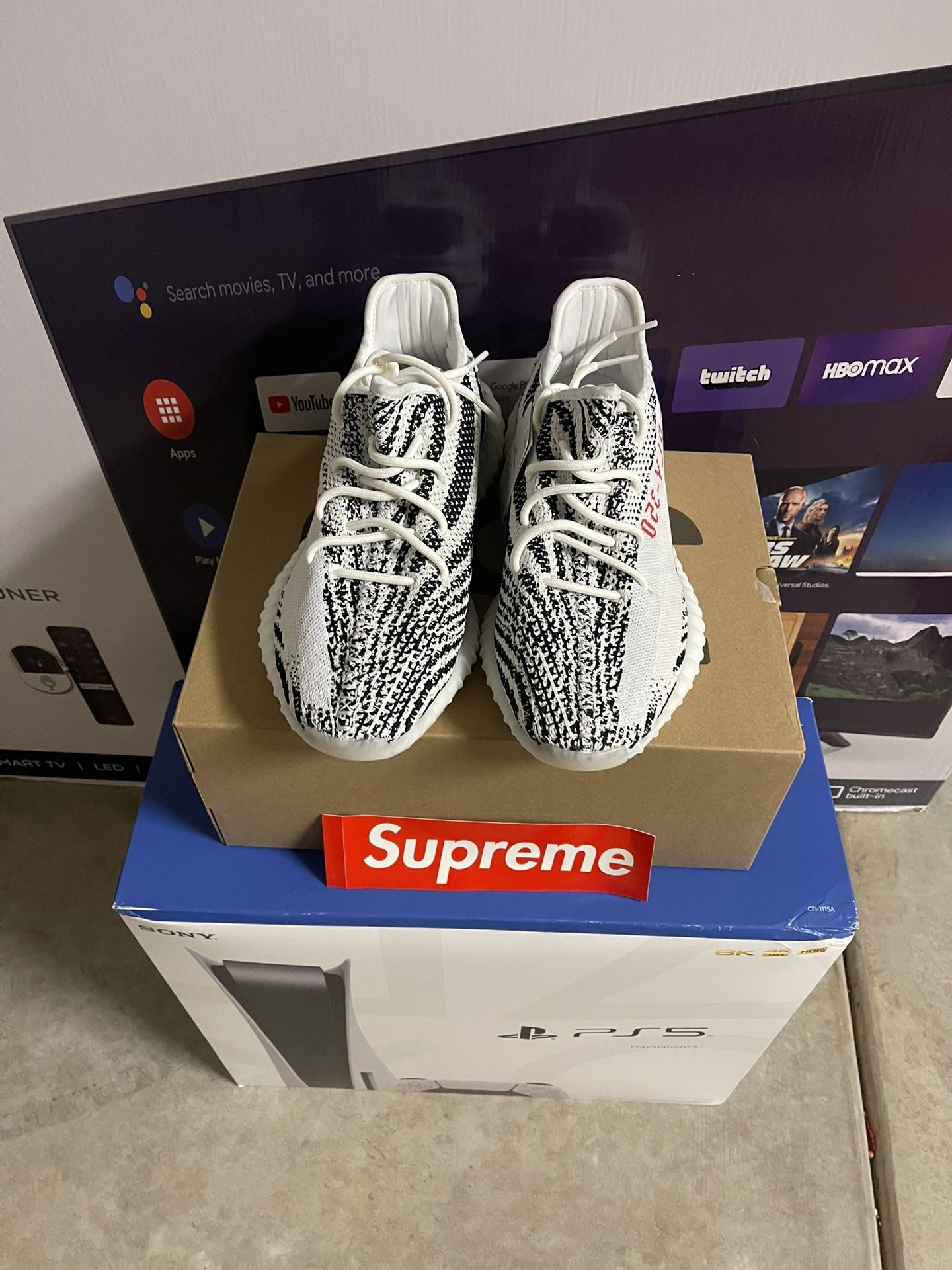Yeezy 350 Zebra