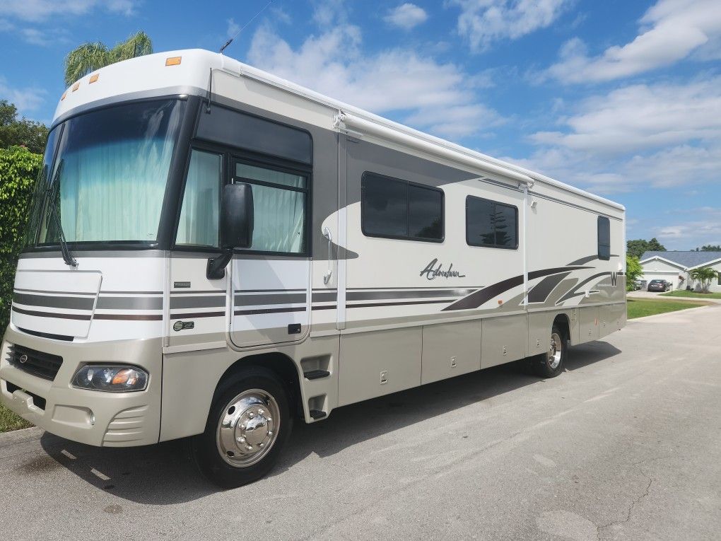 2003 WINNEBAGO 38 G