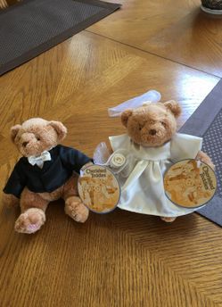 Cherished Teddies bride and groom