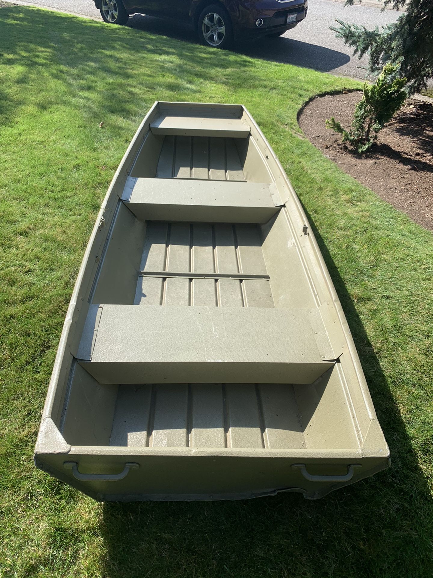 10 FOOT ALUMINUM JON BOAT for Sale in Issaquah, WA OfferUp