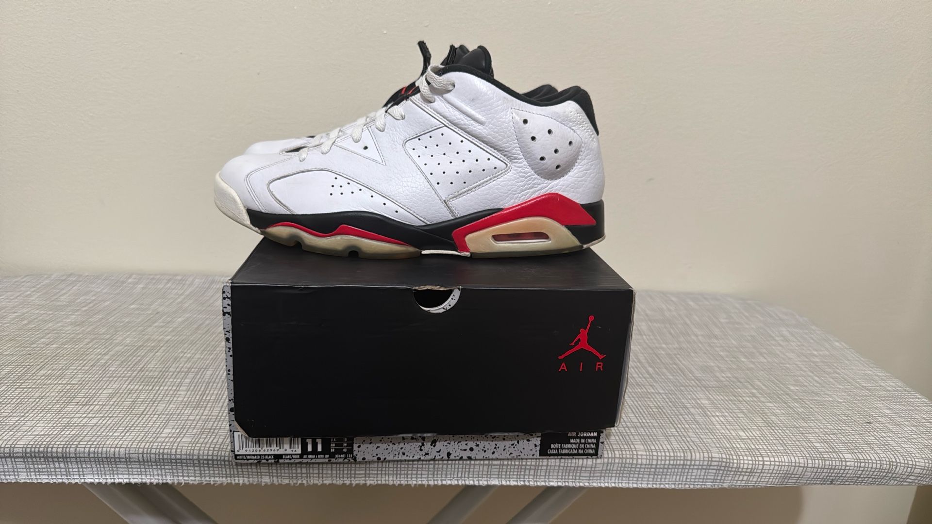 Jordan 6 Retro Low Sze 11