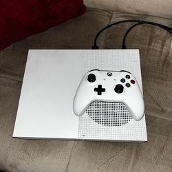 xbox 1/WILL TAKE OFFERS