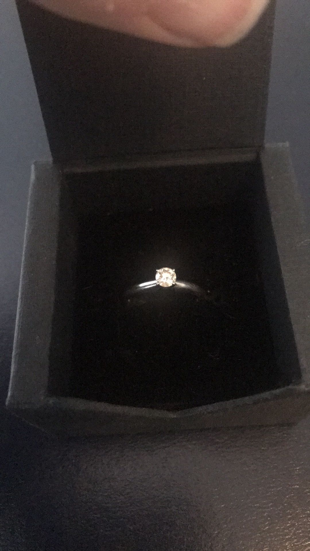 Diamond ring, 14k white gold