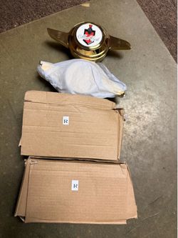 4 new gold spinners for spoke wheels