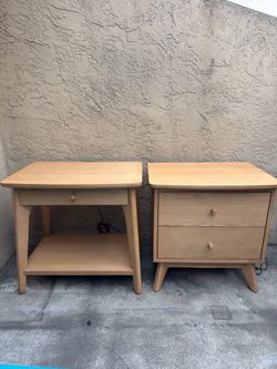 MCM Nighstand Set